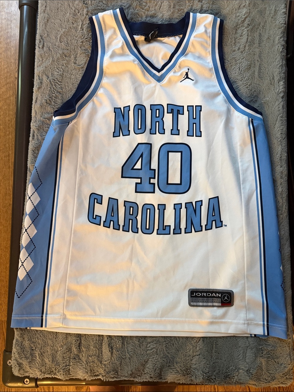North Carolina tarheels #40 Jersey - White & Carolina Blue